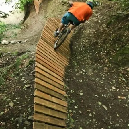 T2 A Avec Terrasse, Local A Ski, Et Proche Telecabine - Fr-1-401-1 Apartament *