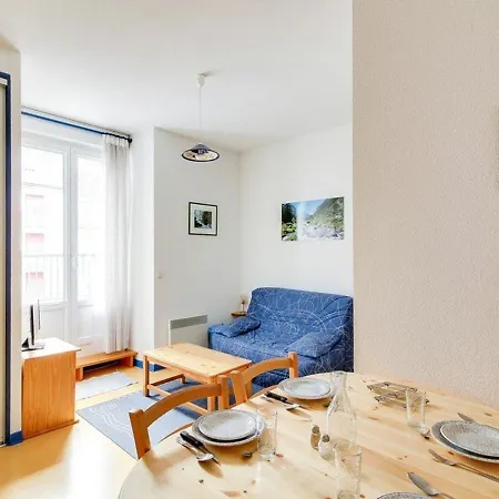 Apartamento T2 à Avec Terrasse, Local à Ski, Et Proche Télécabine - Fr-1-401-1